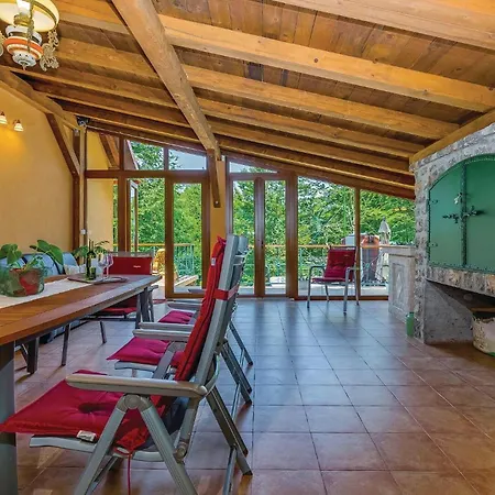 Stunning In With Kitchen