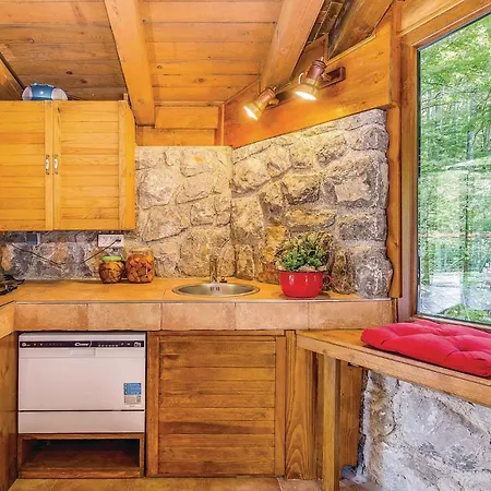 Ferienhaus Stunning Home In Bribir With Kitchen *