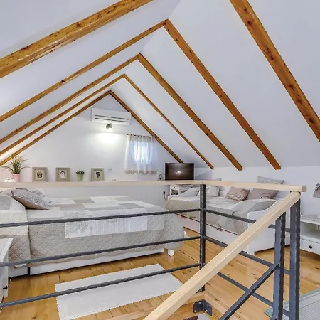 Cozy Home In Bribir With Wifi Casa vacanze Bribir (Primorje-Gorski Kotar)