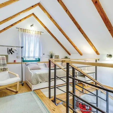 Stunning In With Kitchen Holiday home *