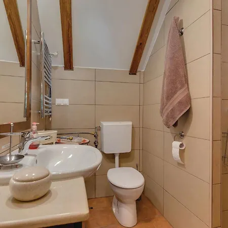 Stunning In With Kitchen *
